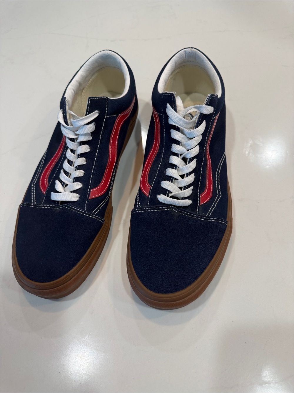Vans Low-Top Sneakers in Navy and White